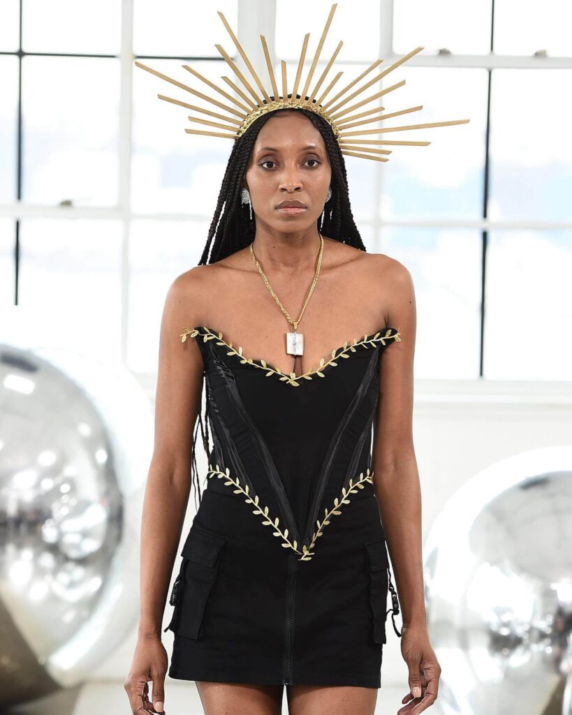 0201-designsbyamari-bgoldenjewelry-flyingsolor-nyfw2023 Designs by Amari B Golden Jewelry Deiji Designs Flying Solo NYFW 2023