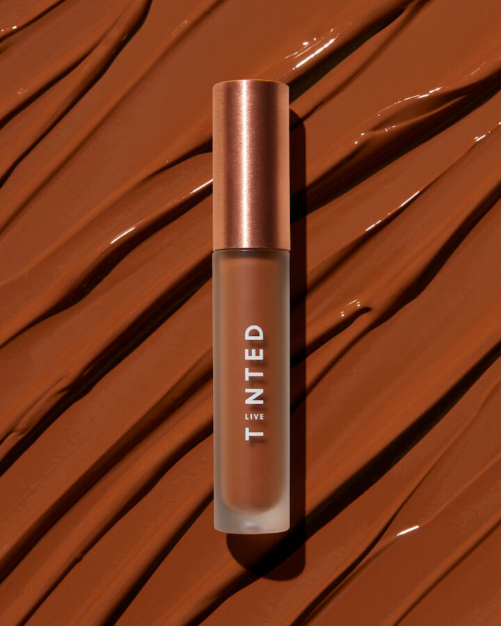 LT_shot16_1648-shade3-crop Live Tinted Hueskin Serum Concealer from Deepica Mutyala in Shade 3