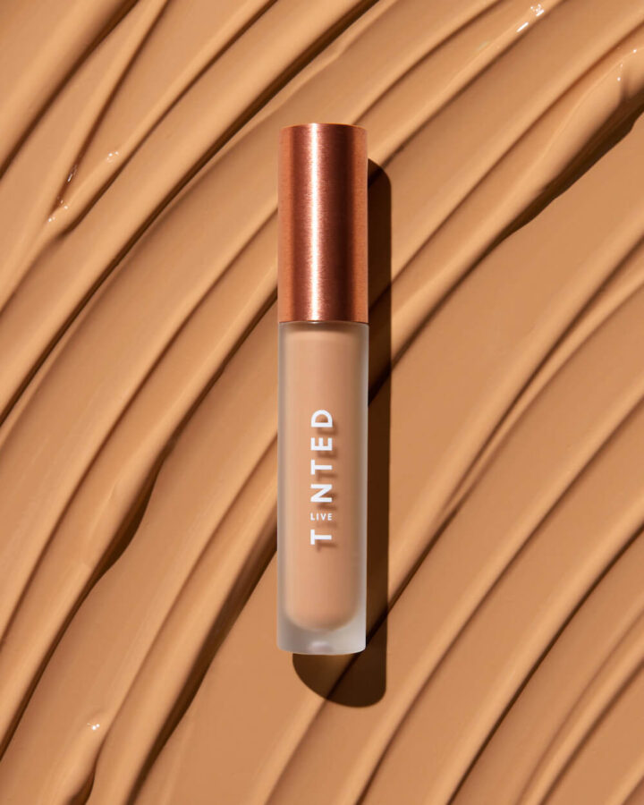 LT_shot17_1634-shade15-crop Live Tinted Hueskin Serum Concealer from Deepica Mutyala in Shade 15