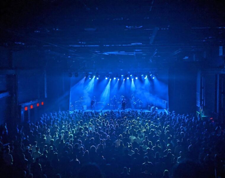The Brian Jonestown Massacre at the Brooklyn Steel Photo by Maria Lan