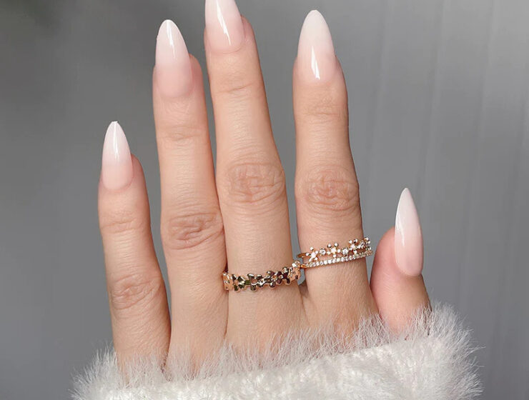 Betty Cora French tip glitter press-on nails