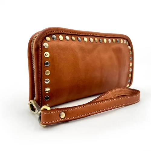 Buttery soft leather wallets crafted in Florence, Italy is the way to pay.