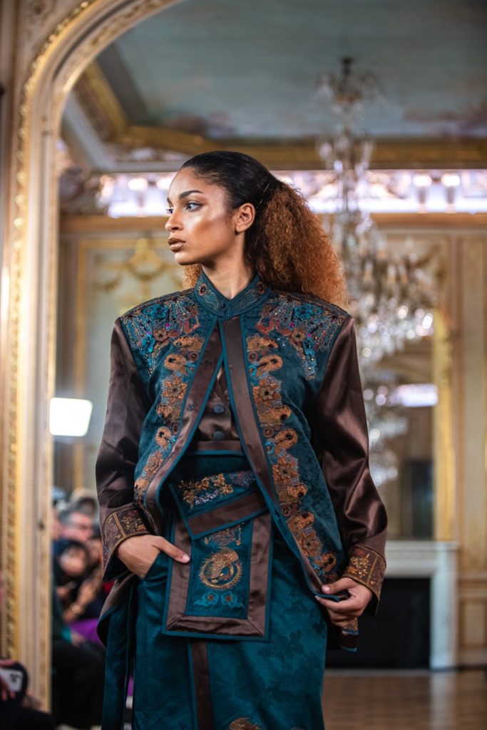 The Paris Fashion Week Report: Zouxin's Regal Flow for 2025